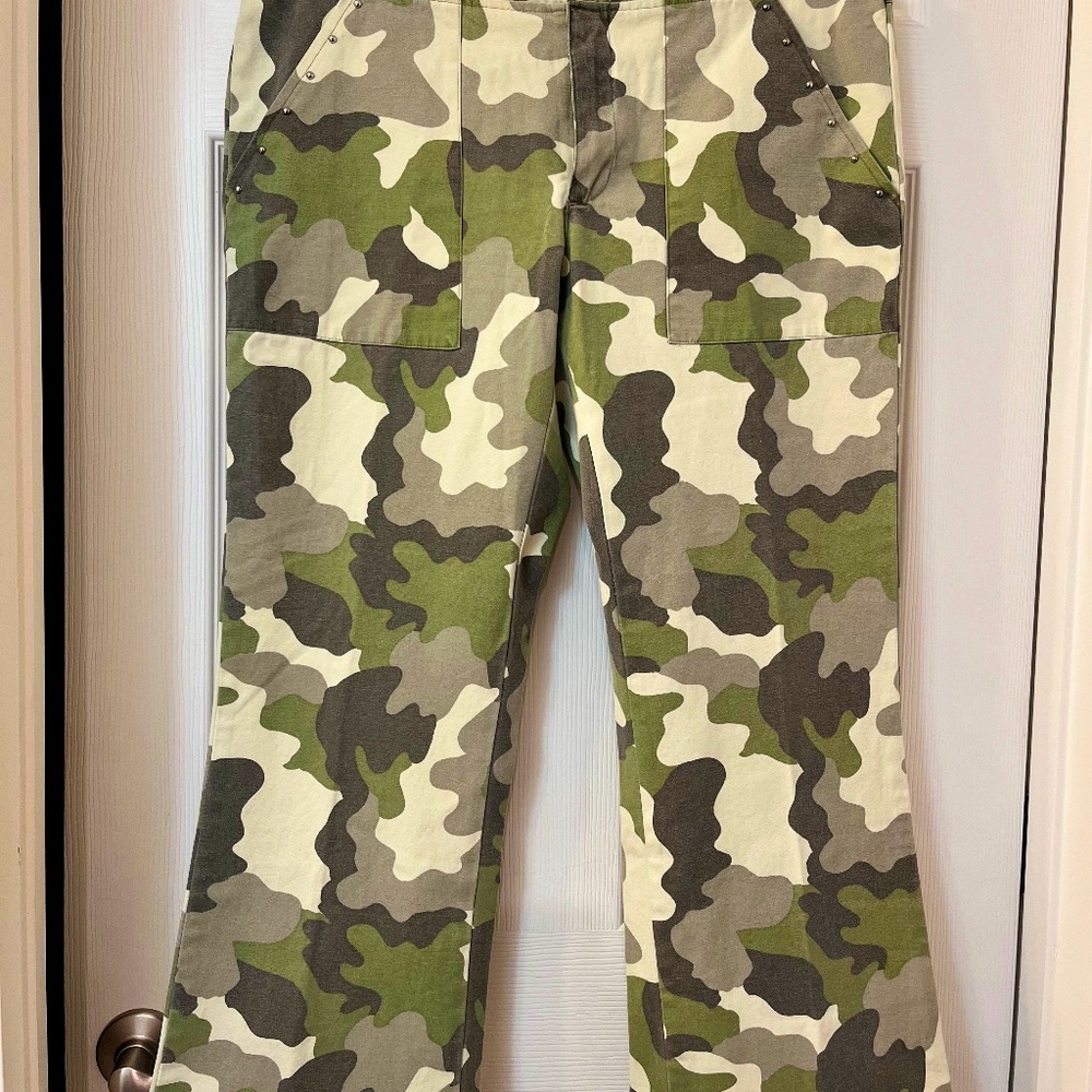 Old Navy, size 12, Camouflage pants